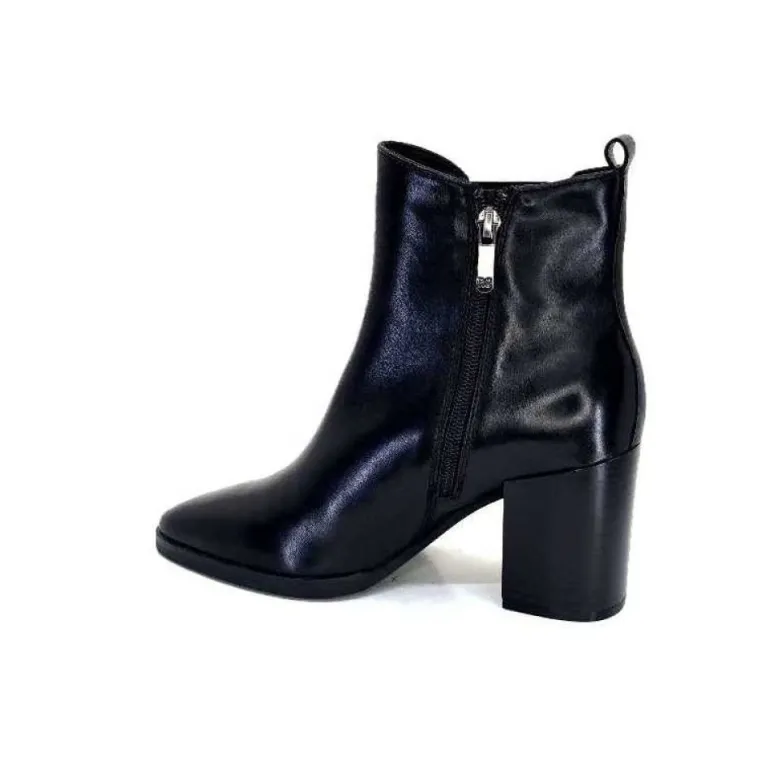 Regarde Le Ciel Marge 02 Cuir Noir