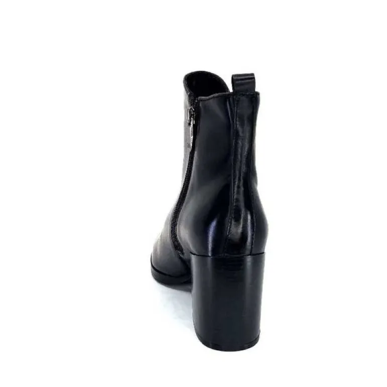 Regarde Le Ciel Marge 02 Cuir Noir