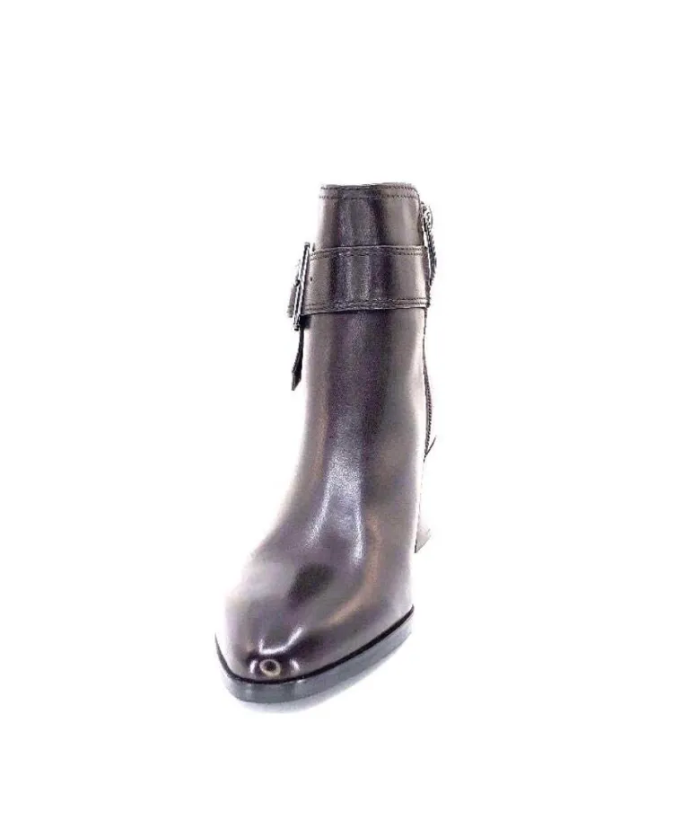 Regarde Le Ciel Taylor Cuir Marron Castagno